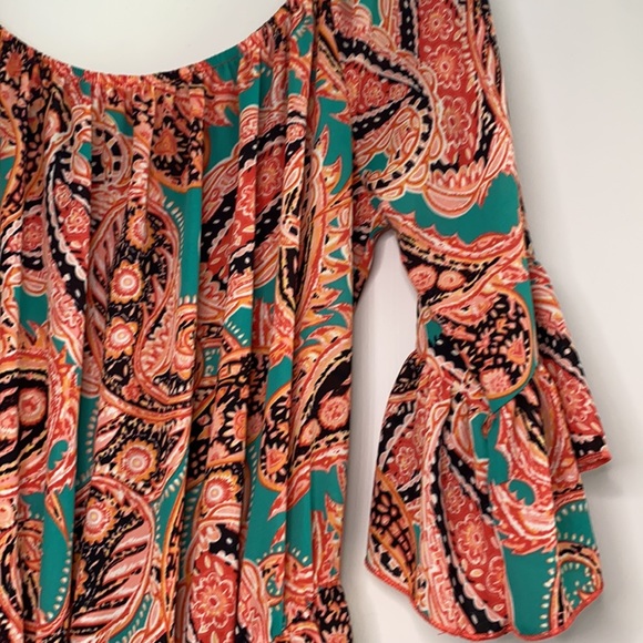 Boutique Romper💕 - Picture 3 of 3